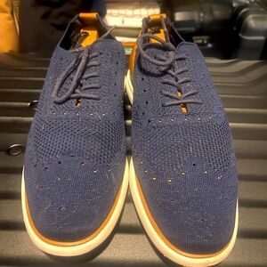 Men’s stitchlite BASS wingtip shoes sz 11